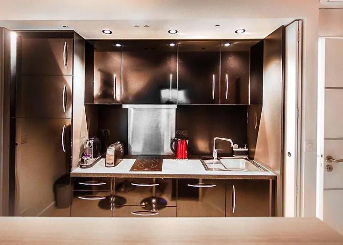 Les Echappees Belles - Du Phare Biarritz